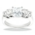 Eva White Gold Diamond Ring